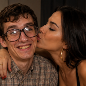 COMO ATRAIR AS MULHERES MESMO SENDO FEIO…
